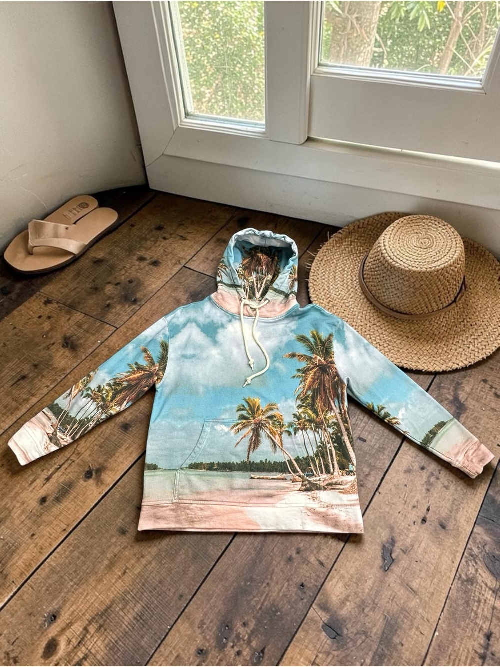 Blank NYC Paradise Island Vibe Hoodie Sweatshirt. Size : XS